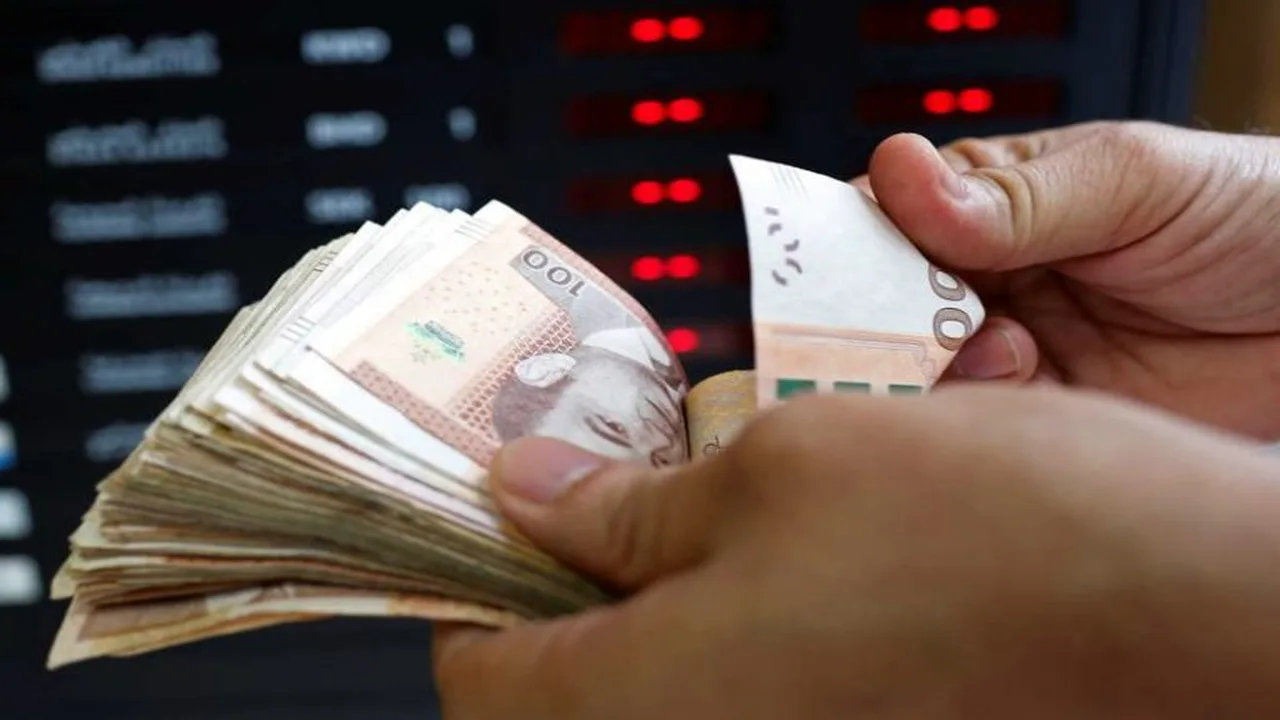 ارتفاع سعر الدرهم يقابل الدولار في أسواق الصرف